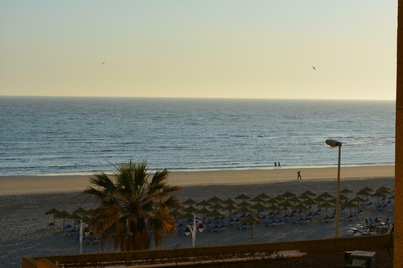 Apartamento Playa Victoria - Καντίζ Εξωτερικό φωτογραφία